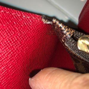 Louis Vuitton Josephine wallet authentic